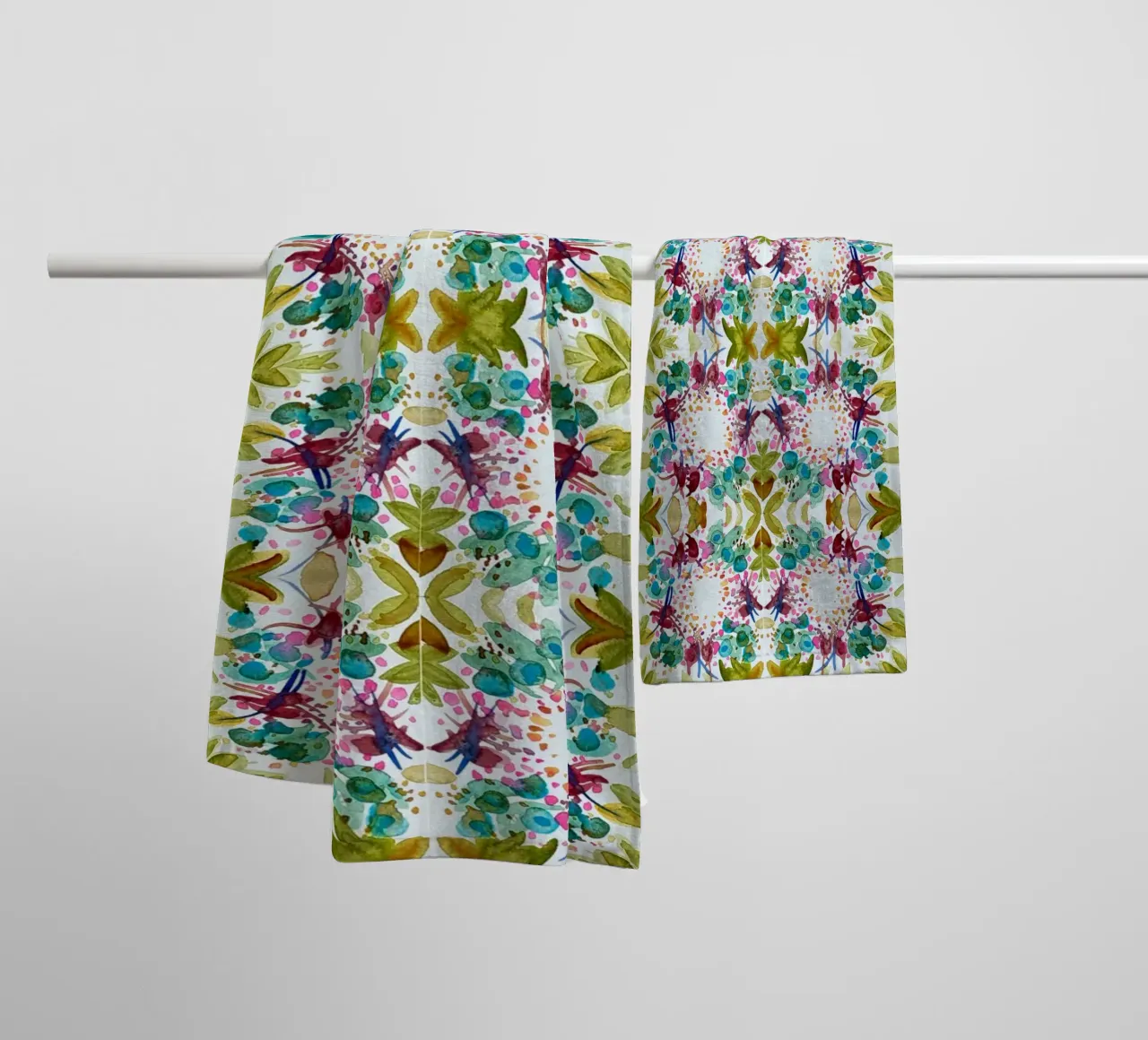 Muster Azulejos style grün 1 Kleeblatt asciugamano da bagno da Nica Colorie