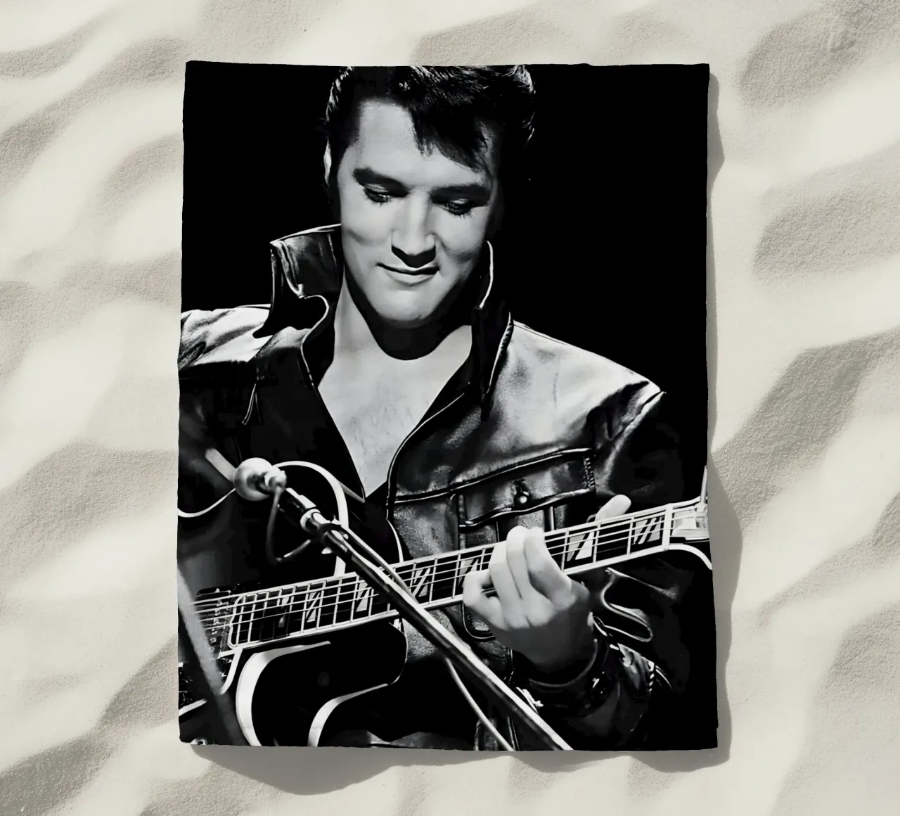 "Elvis Presley telo mare da Low poly art