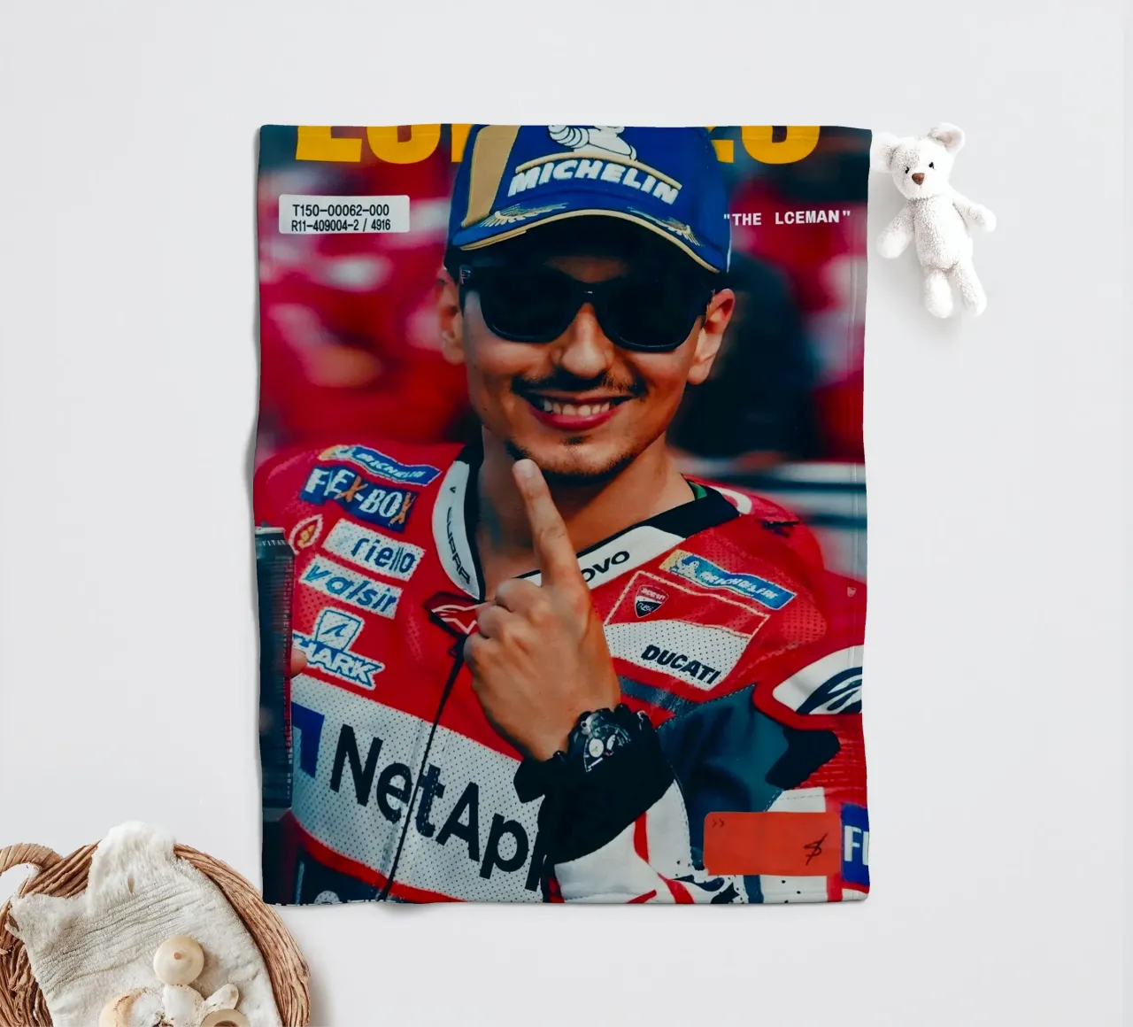Jorge Lorenzo coperta in pile da Low poly art