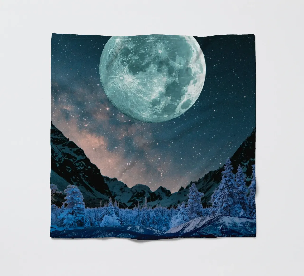 Pleine lune sur les montagnes enneigées plaid polaire de Berwies Artwork