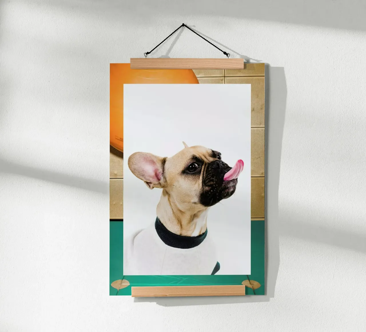 The Tailwaggers 4-3 poster con telaio in plastica da Paul Aidan Perry