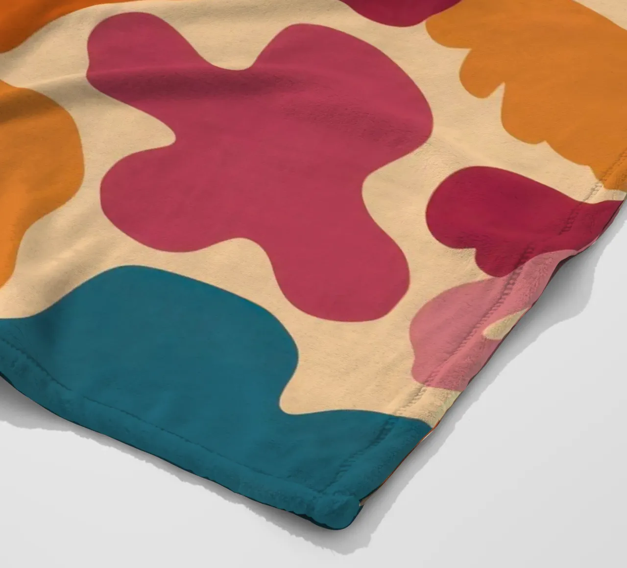 Terracotta Fluid Forms coperta in pile da Dream Gesso