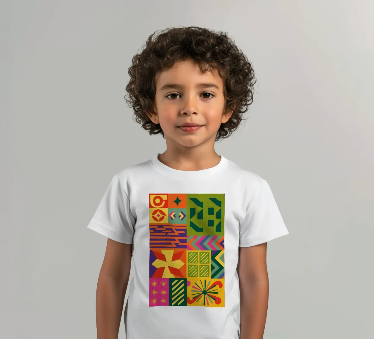 Patchwork geometrico cromatico t-shirt bambini da Prism Ritual