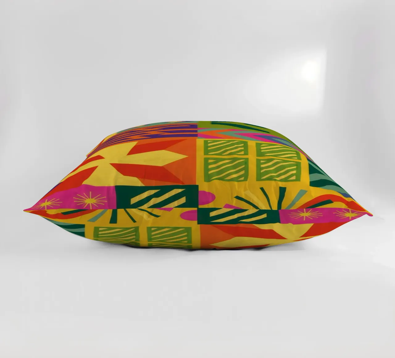 Patchwork geometrico cromatico cuscino da Prism Ritual