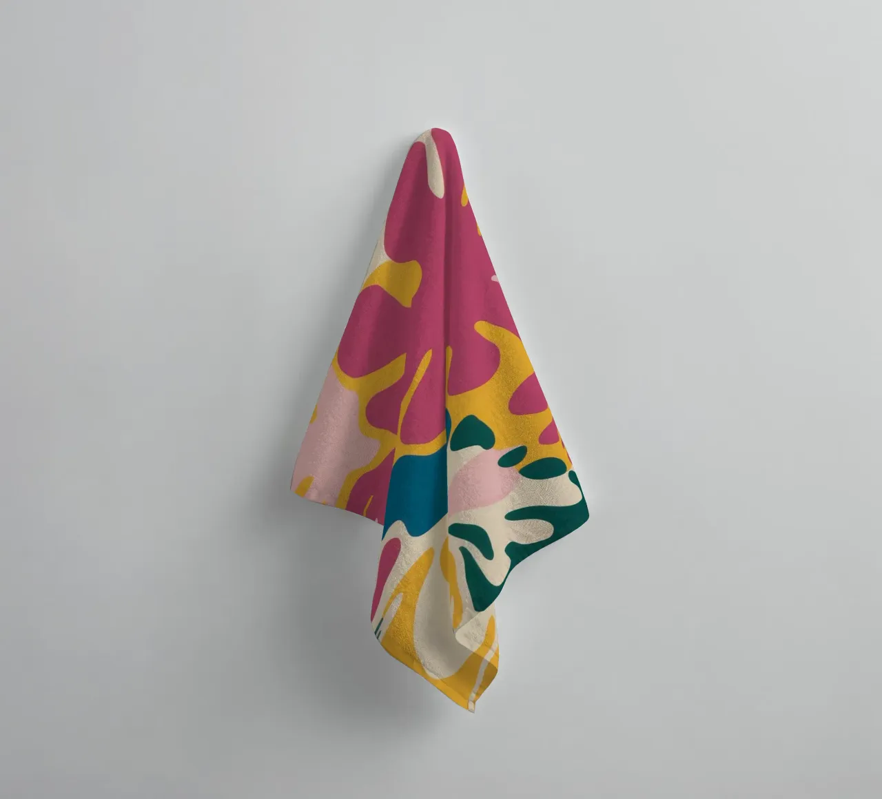 Chromatische vloeistofvormen badhanddoek van Prism Ritual