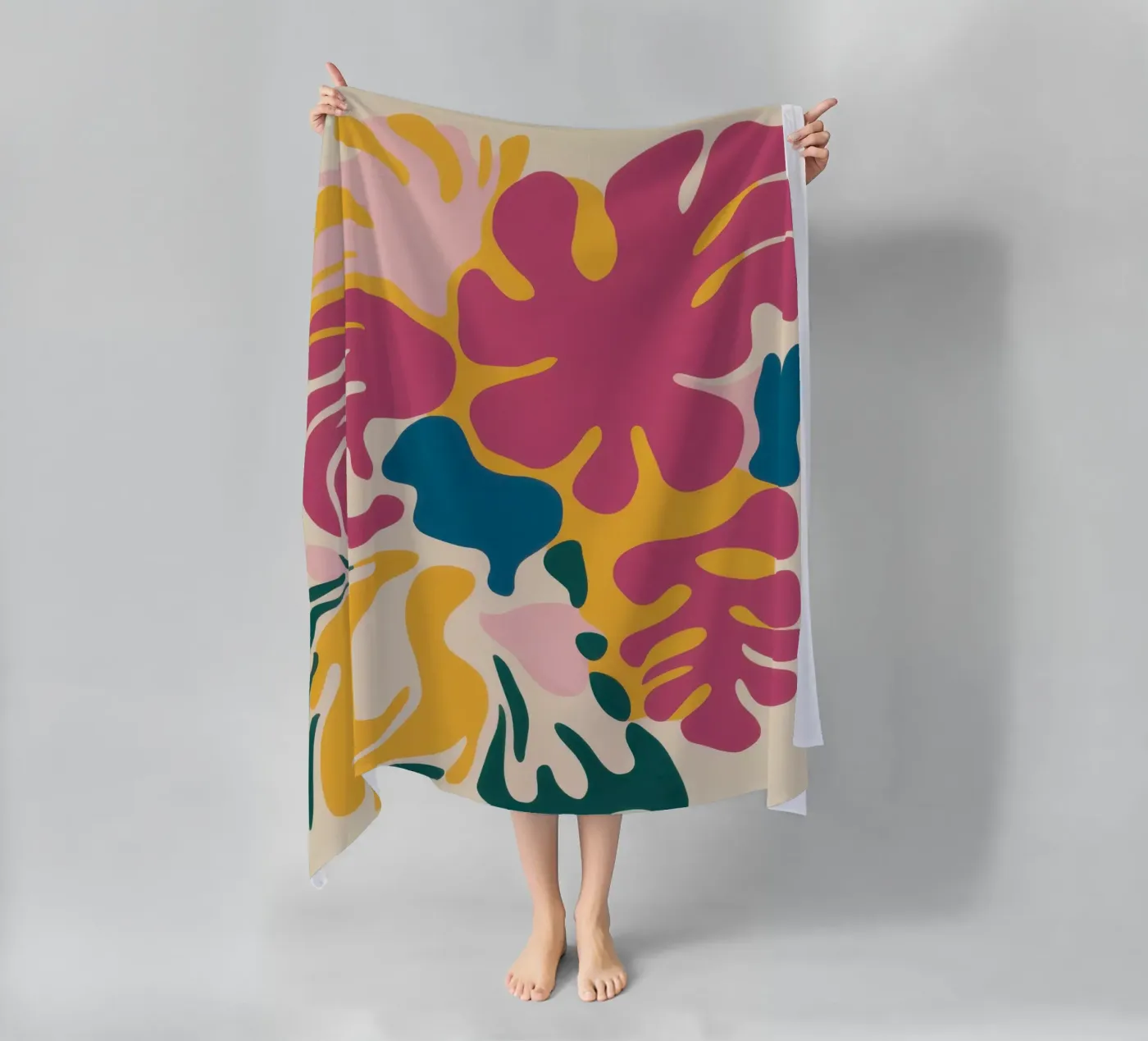 Forme fluide cromatiche telo mare da Prism Ritual