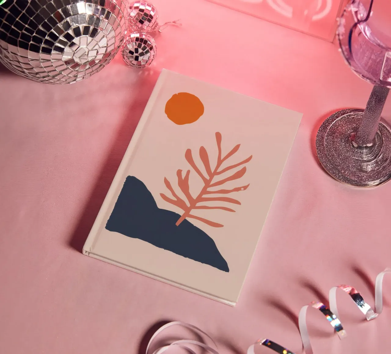 Beige Botanical Balance Notizbuch von Dream Gesso