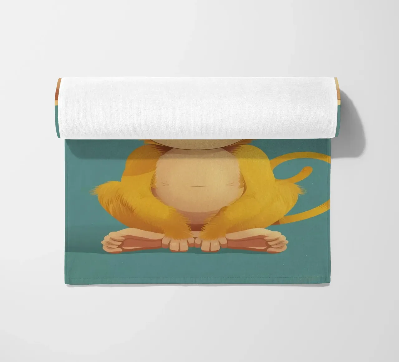 Simpatica scimmia gialla giocosa con occhiali telo mare da DesignDoodle