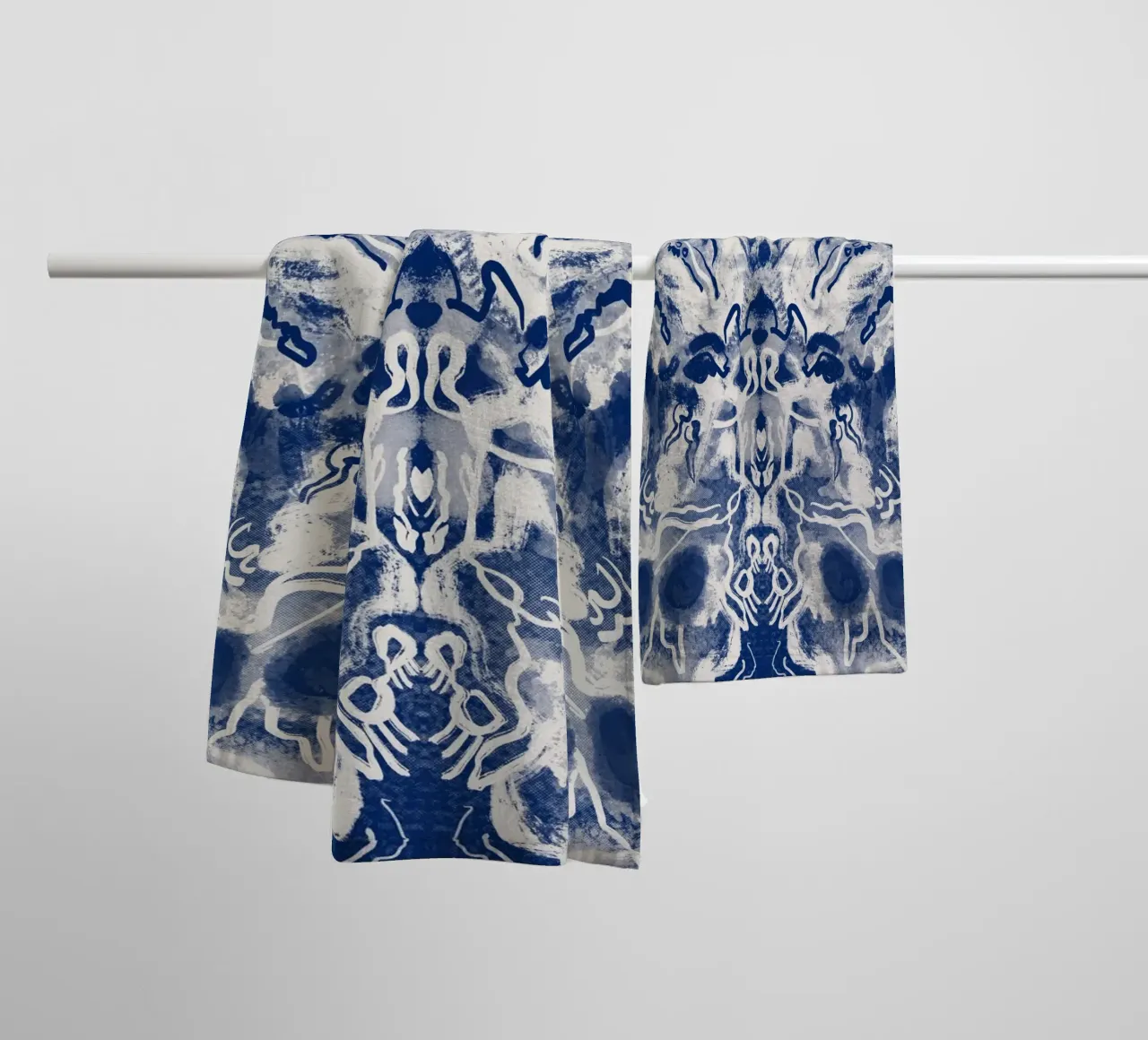 Cina blu rorschach 03 asciugamano da bagno da Little Dean