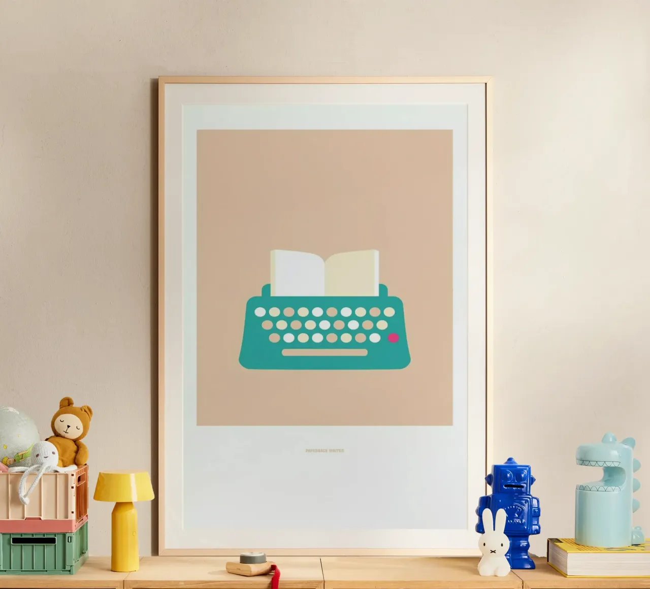 Paperback Writer poster con telaio in legno da Christophe Gowans