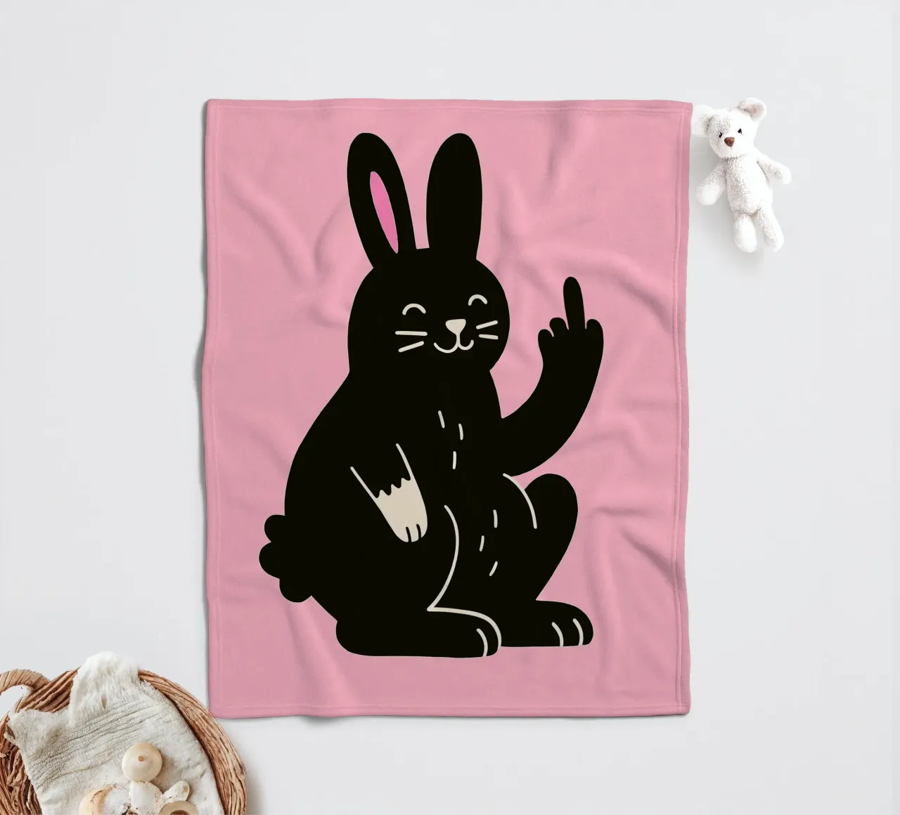 Fluffy but F*ck Off - Rude Rabbit Vibes coperta in pile da KUNSTstück