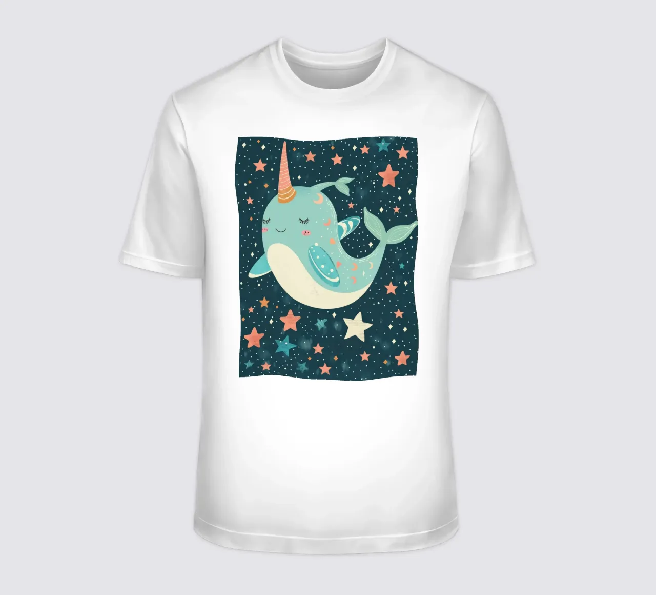 Mignon narval nageant parmi les étoiles dans un océan fantaisiste t-shirt de DesignDoodle