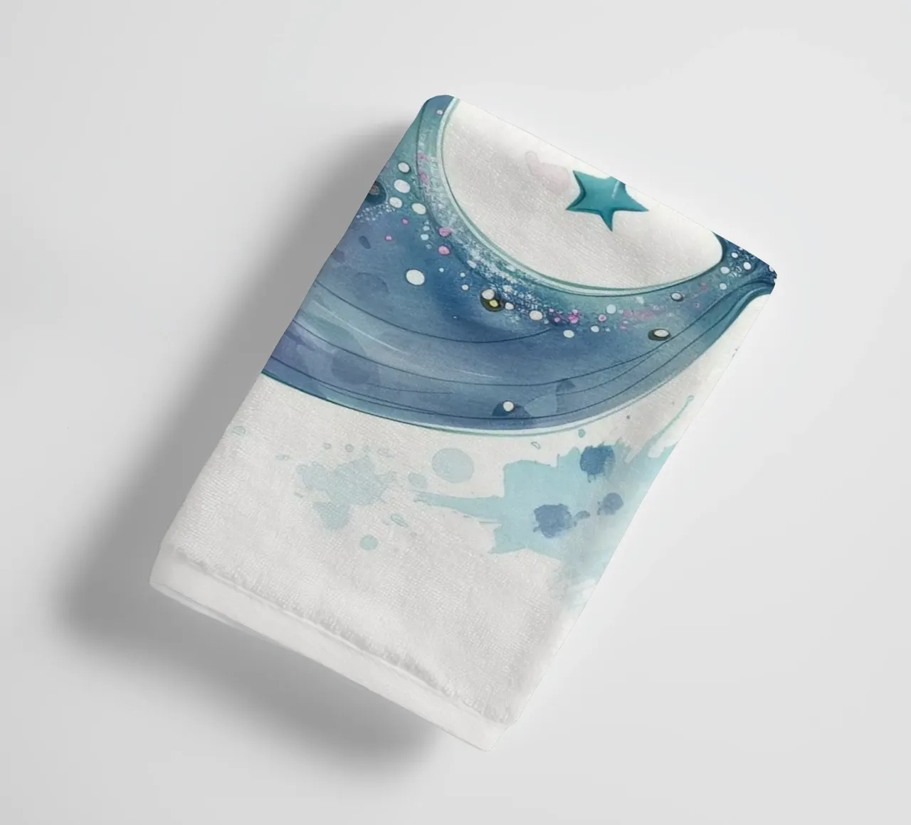 Mignon personnage de narval nageant joyeusement dans une eau fantaisiste serviette de bain de DesignDoodle