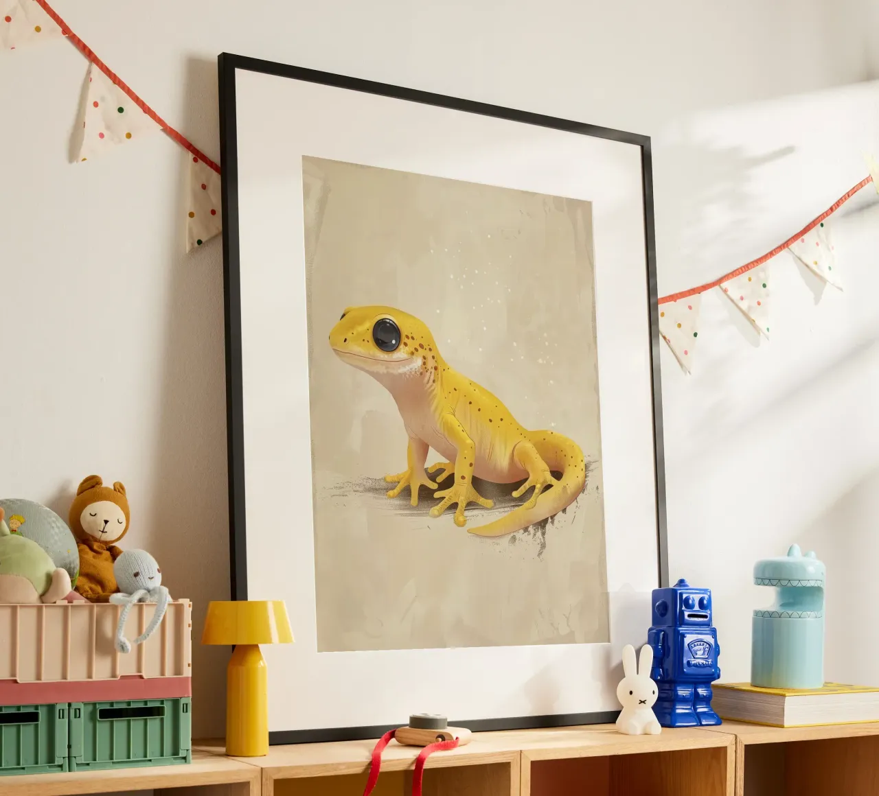 Gele amfibie rustend op een oppervlak met structuur hahnemühle van DesignDoodle
