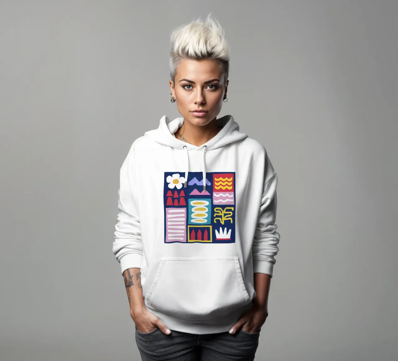 Un modello di capriccio felpa con cappuccio da Ink Pulse