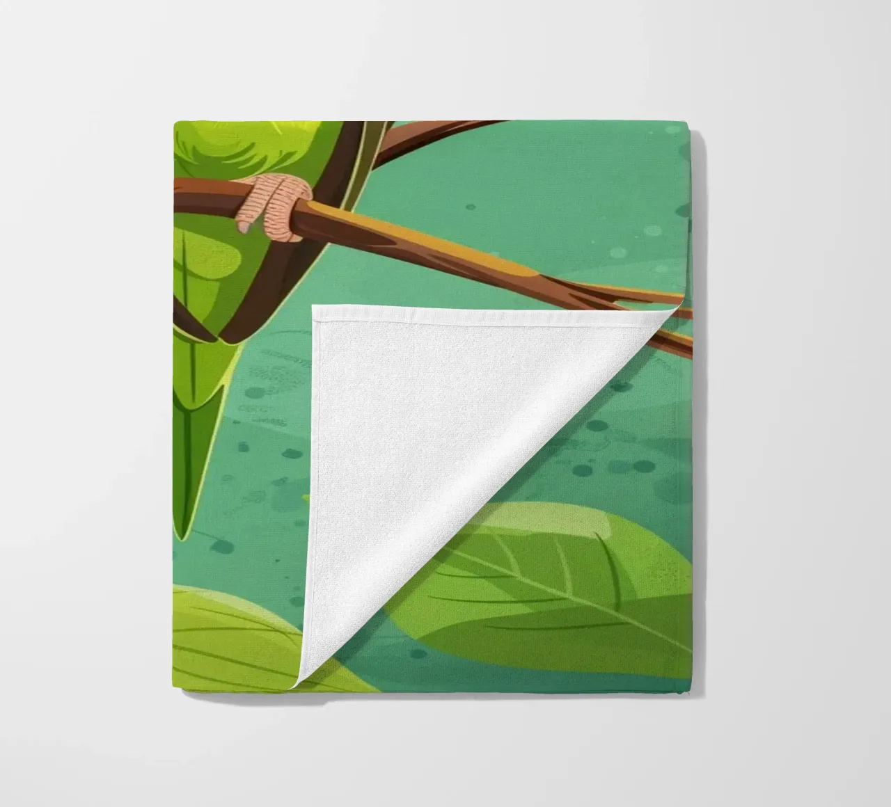 Pappagallino giallo verde appollaiato su un ramo con foglie telo mare da DesignDoodle