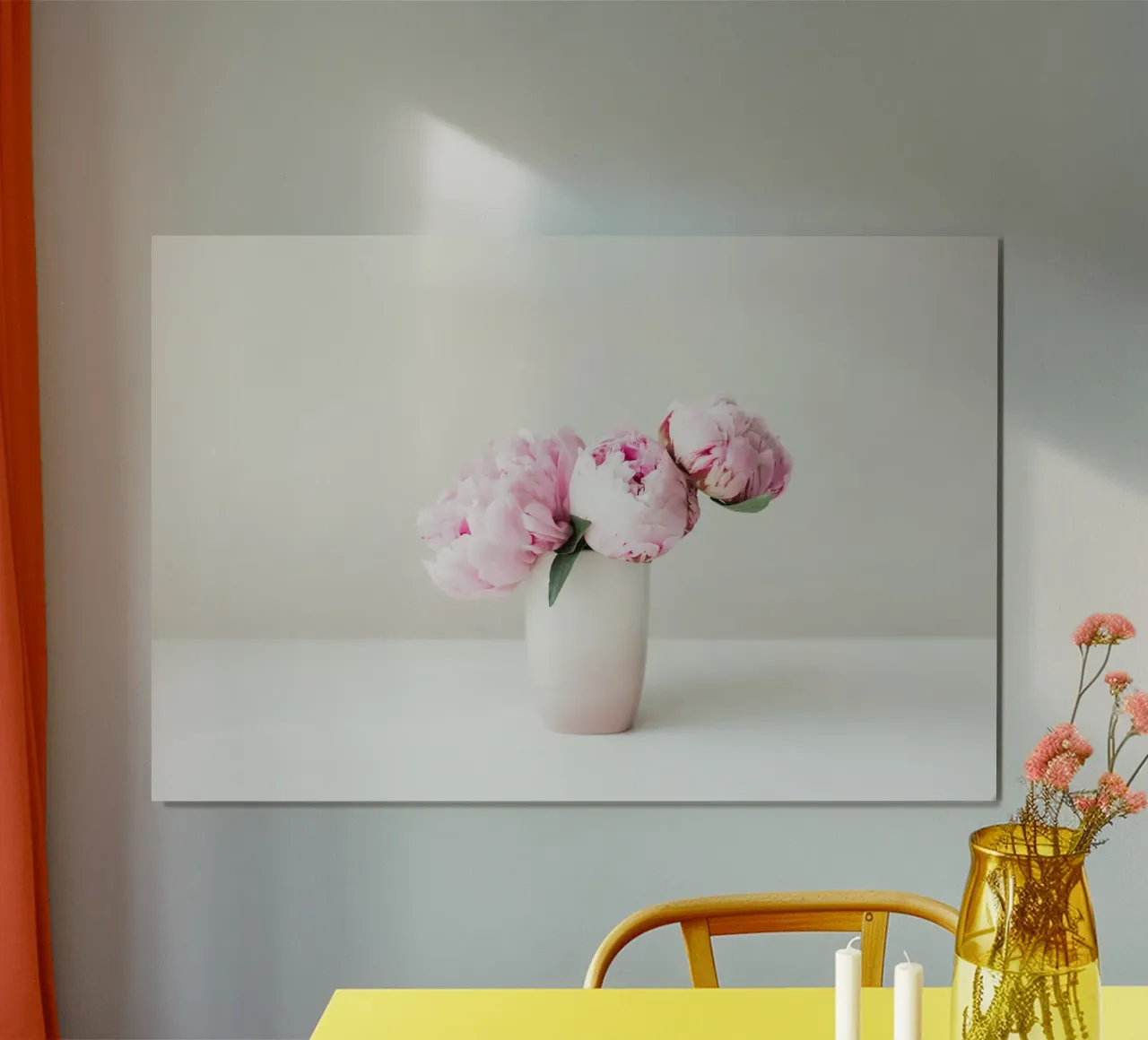 Peonie rosa poster con telaio in plastica da PhotoVibe Decor