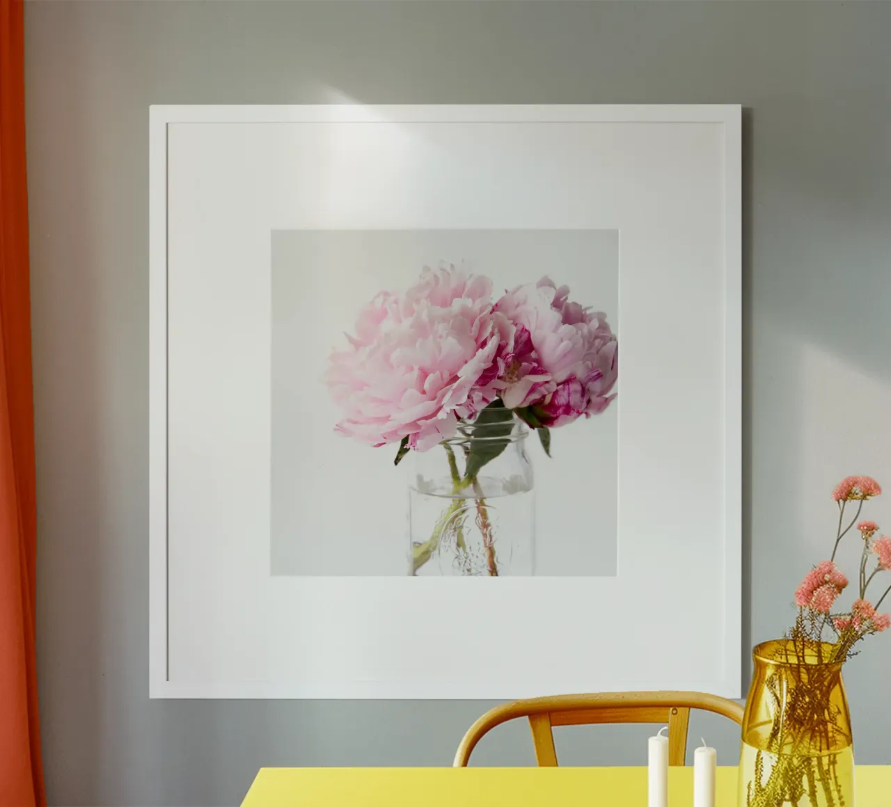 Peonie rosa poster con telaio in plastica da PhotoVibe Decor