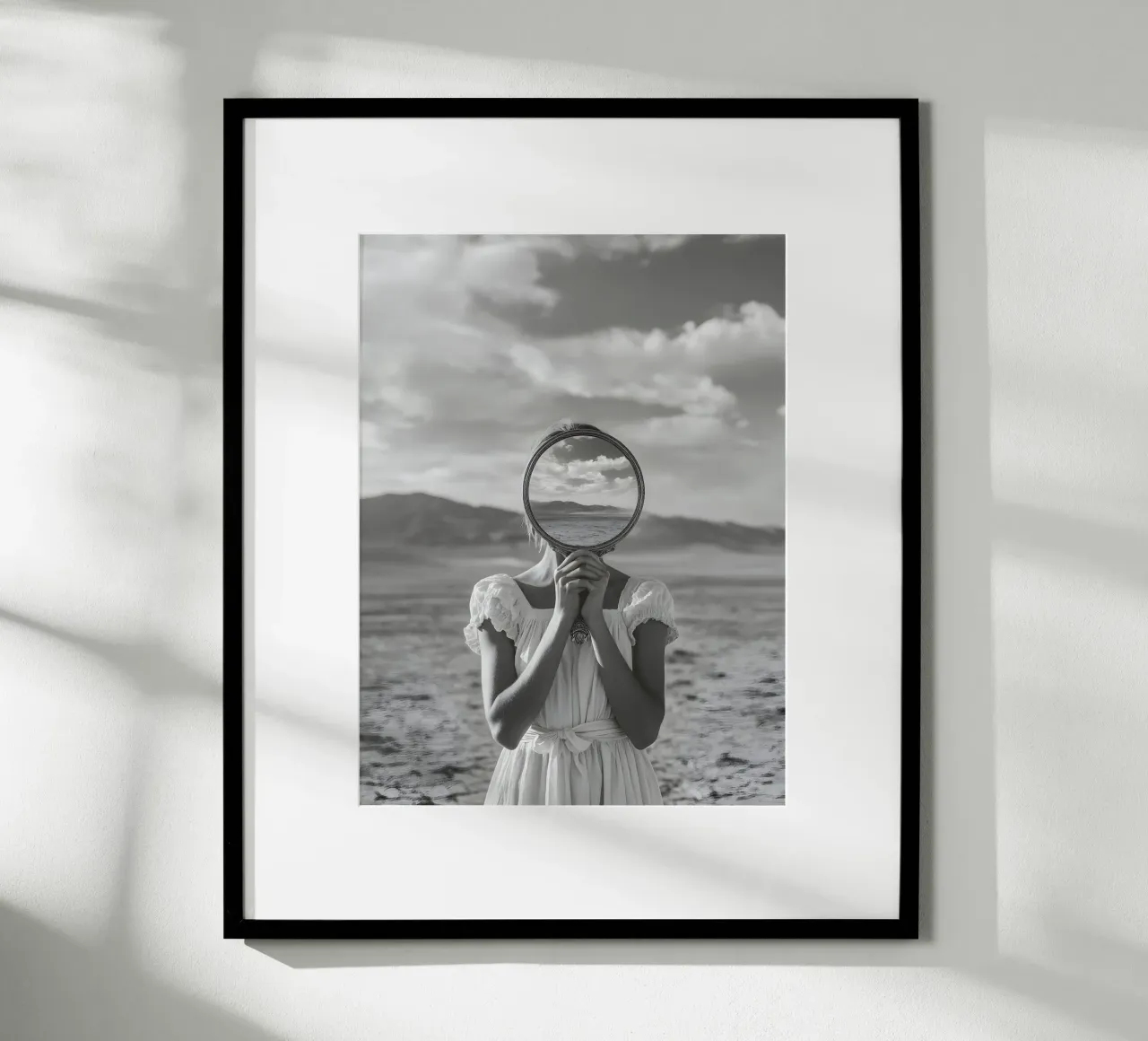 The Mirror poster da Mononoir