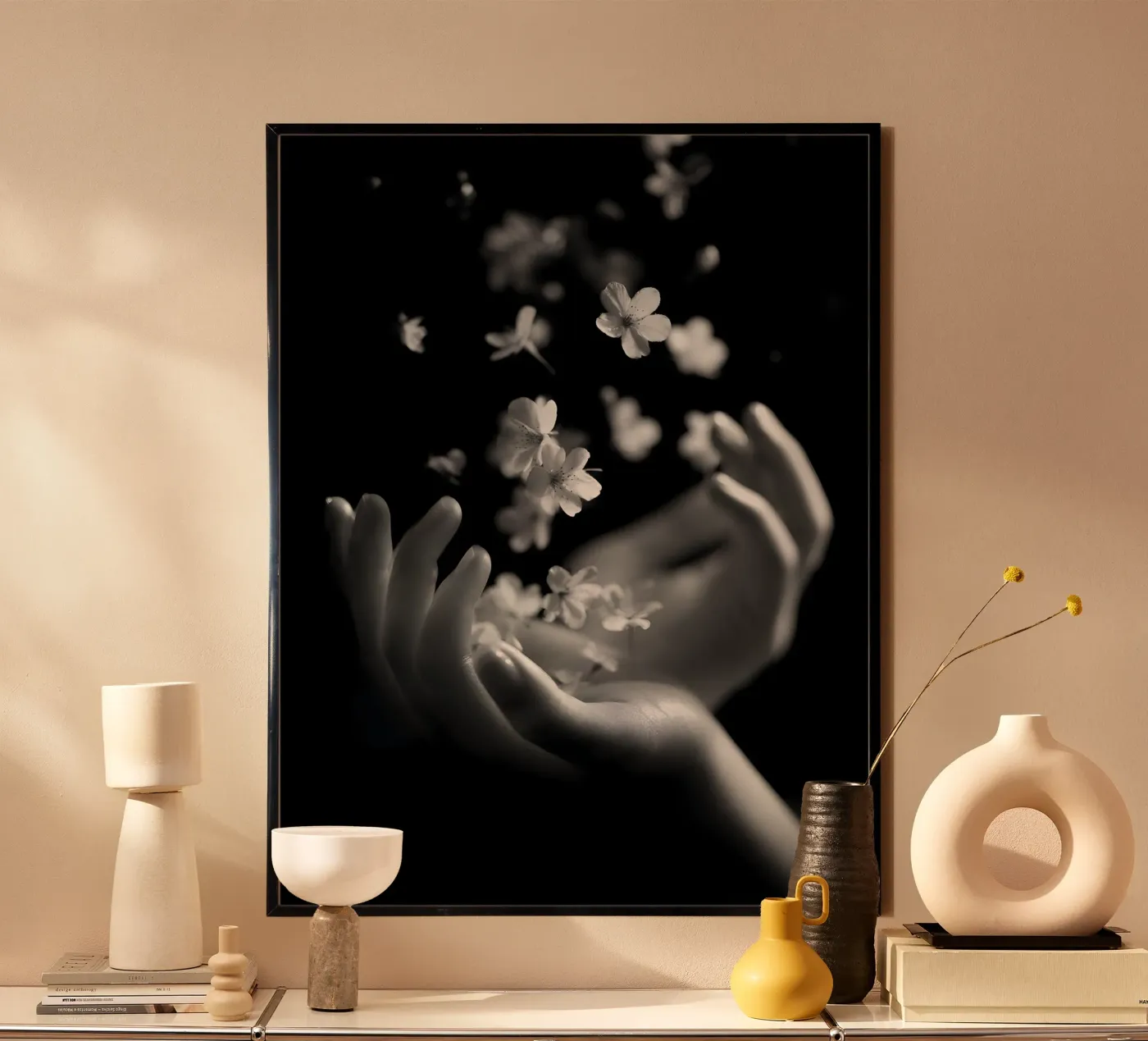 Hold On poster da Mononoir