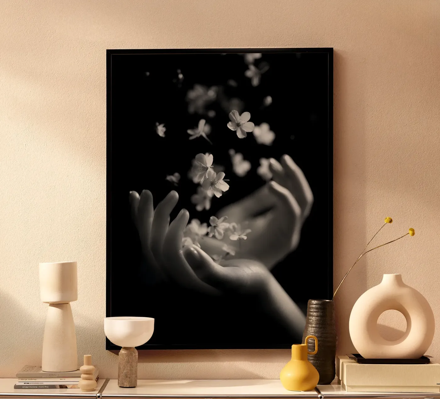 Hold On poster da Mononoir