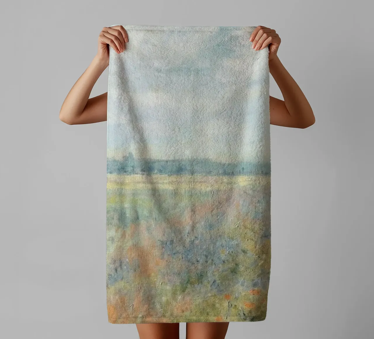 cloudy sky wildflowers asciugamano da bagno da prindy