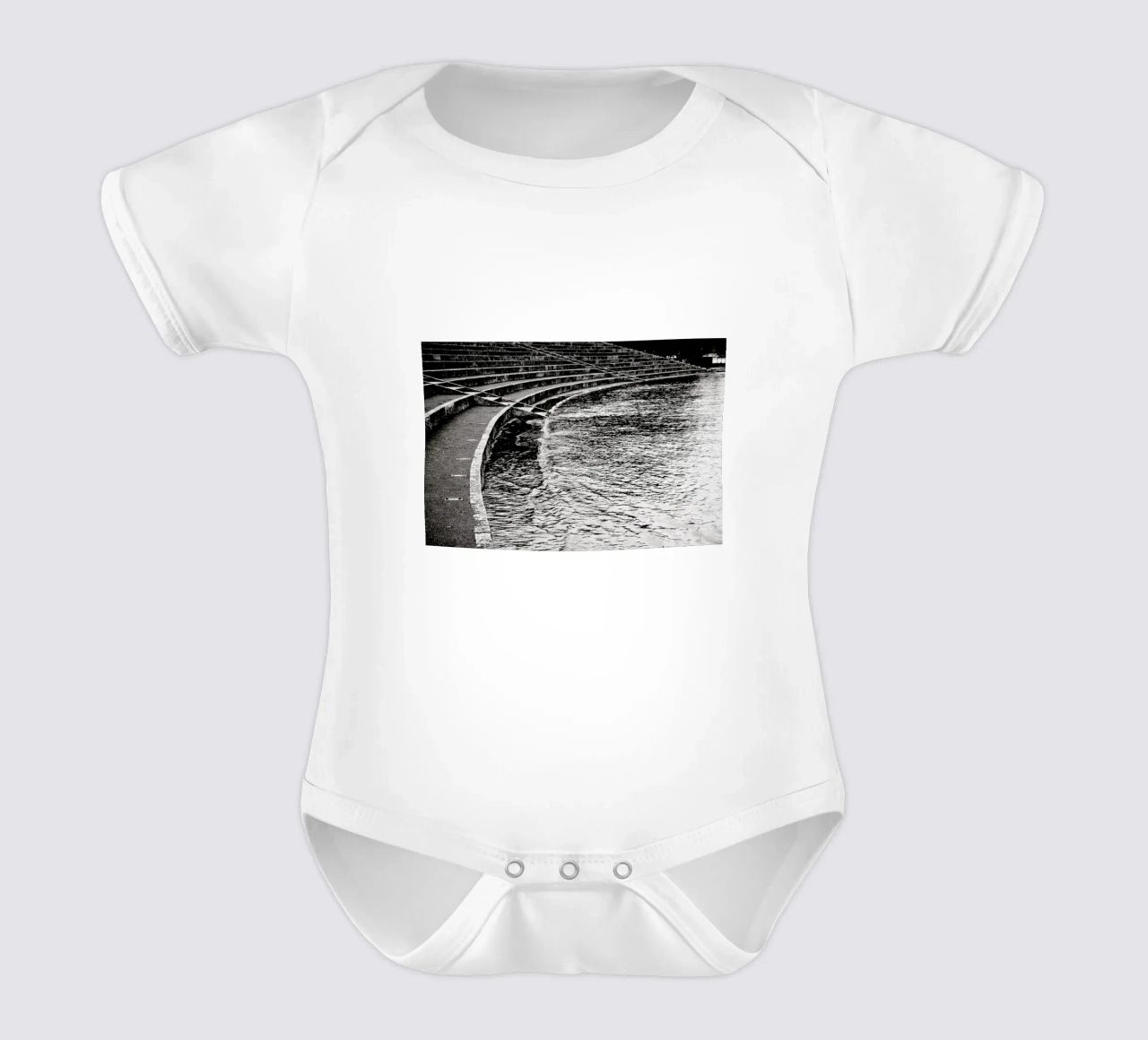 The Floods Part I body neonato maniche corte da Anja Hebrank Photography