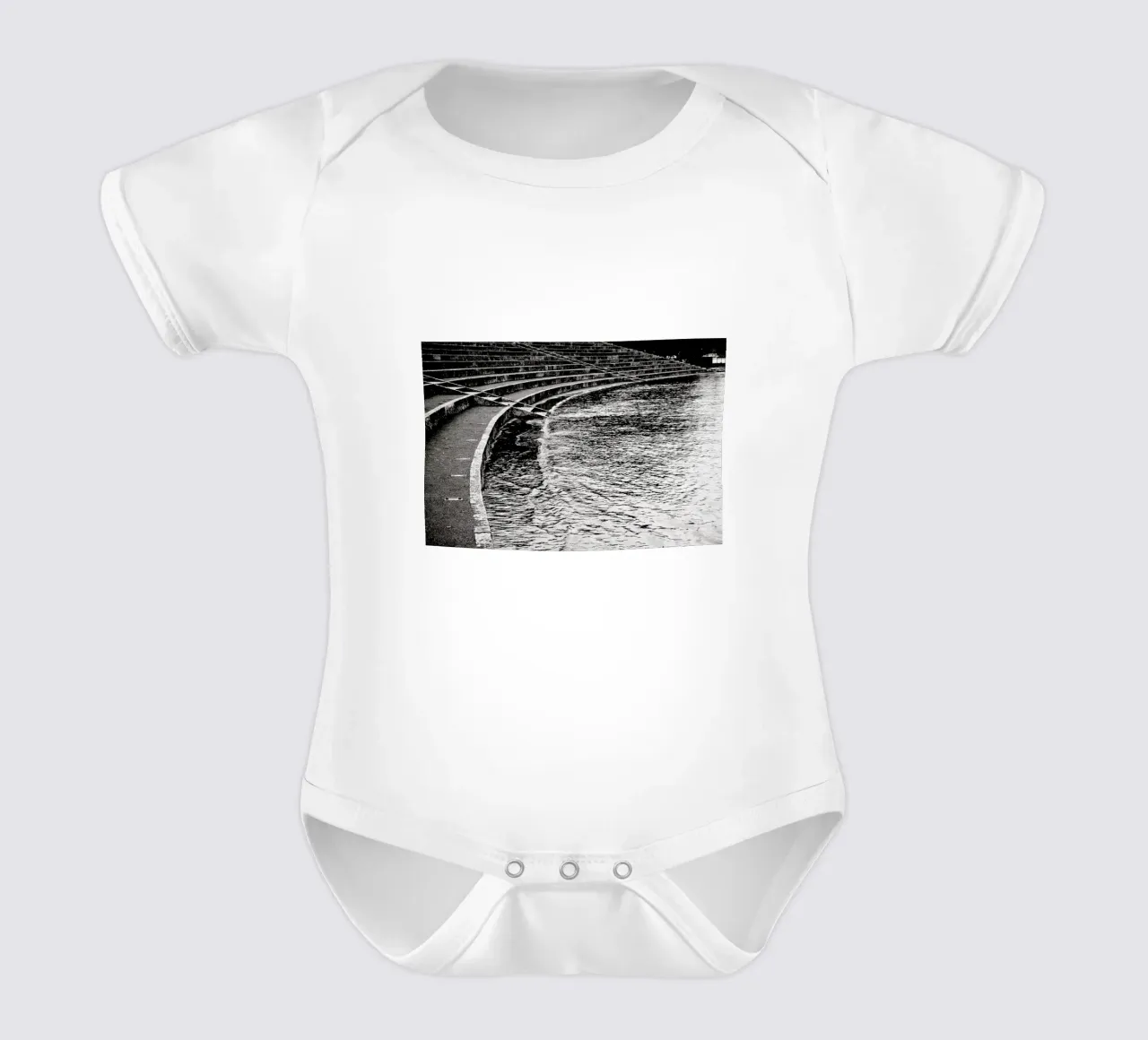 The Floods Part I body neonato maniche corte da Anja Hebrank Photography