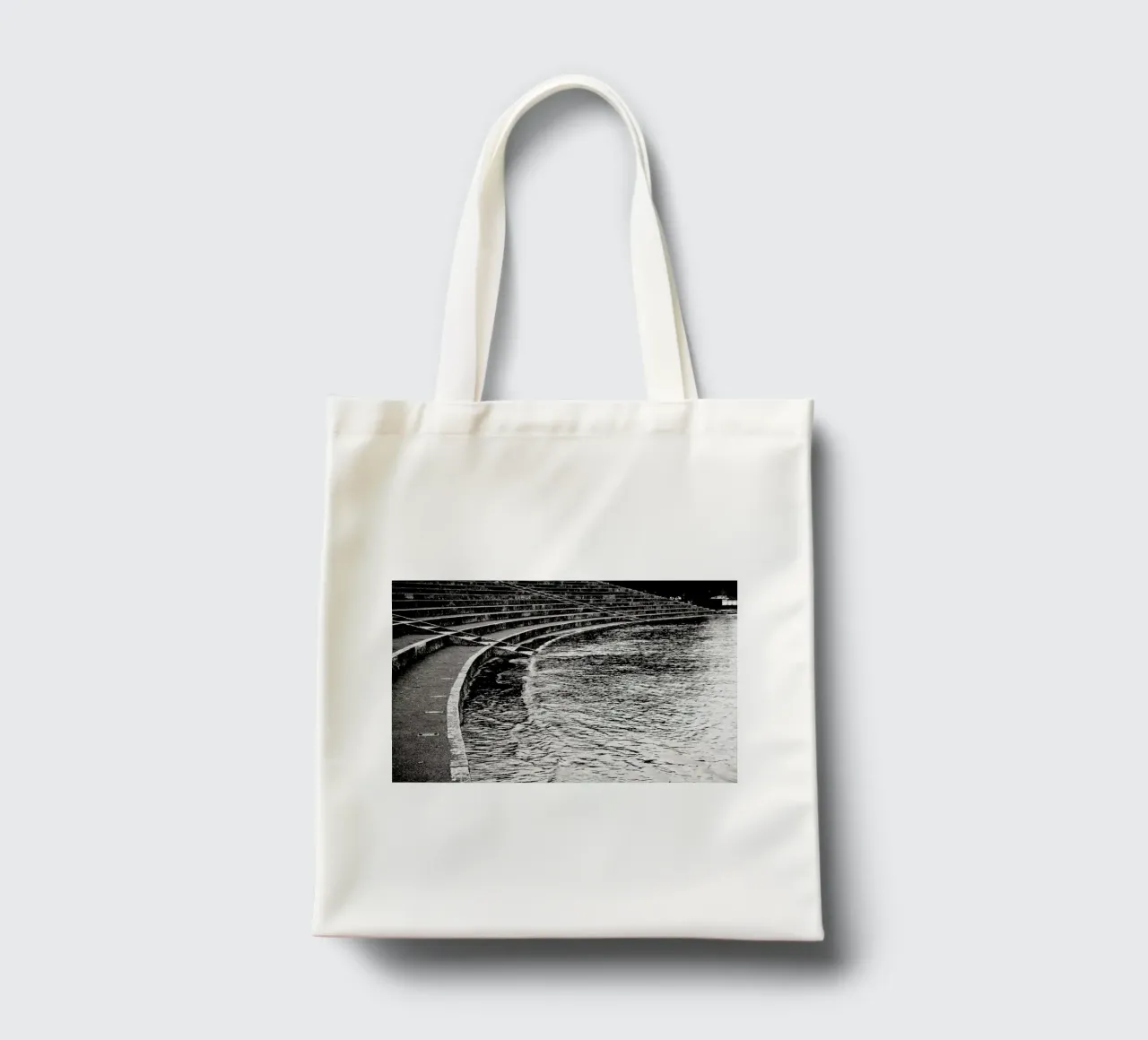 The Floods Part I borsa in juta da Anja Hebrank Photography