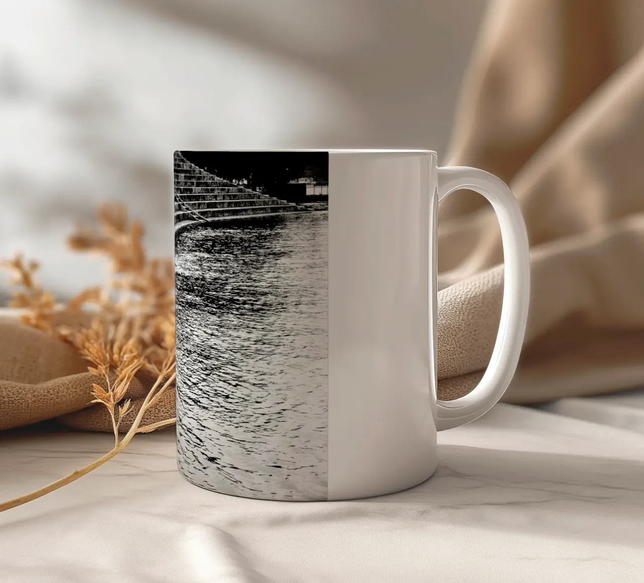 The Floods Part I taza de cerámica de Anja Hebrank Photography