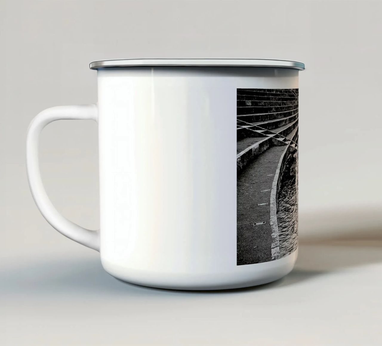 The Floods Part I tazza in smalto da Anja Hebrank Photography