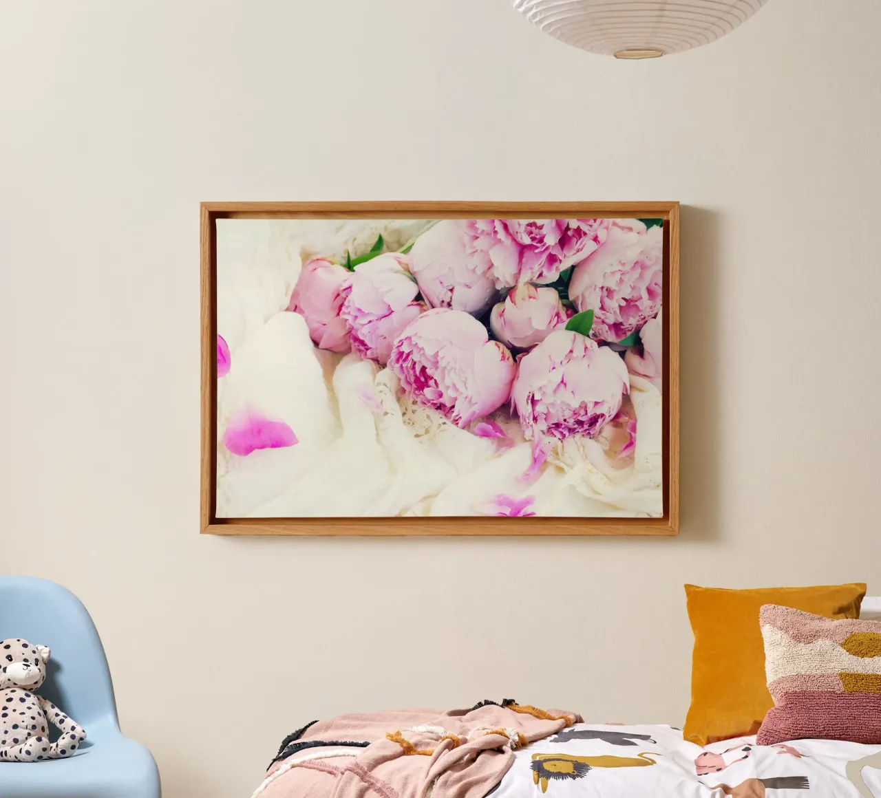Blush e seta tela con Cornice a cassetta da PhotoVibe Decor