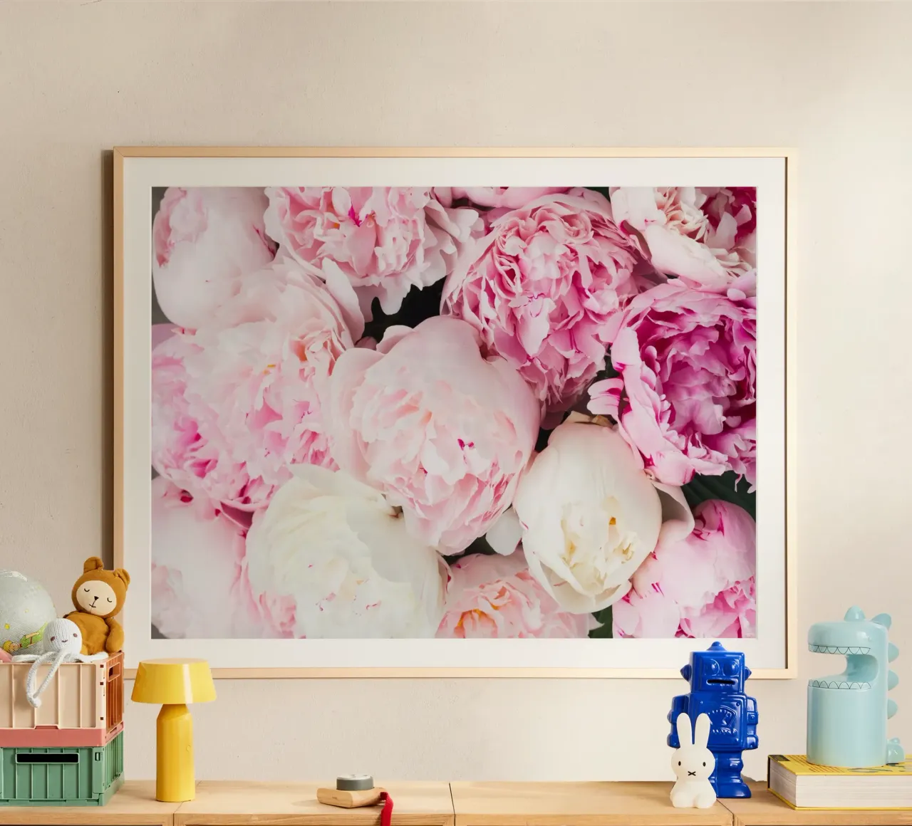 Blush e seta poster con telaio in plastica da PhotoVibe Decor