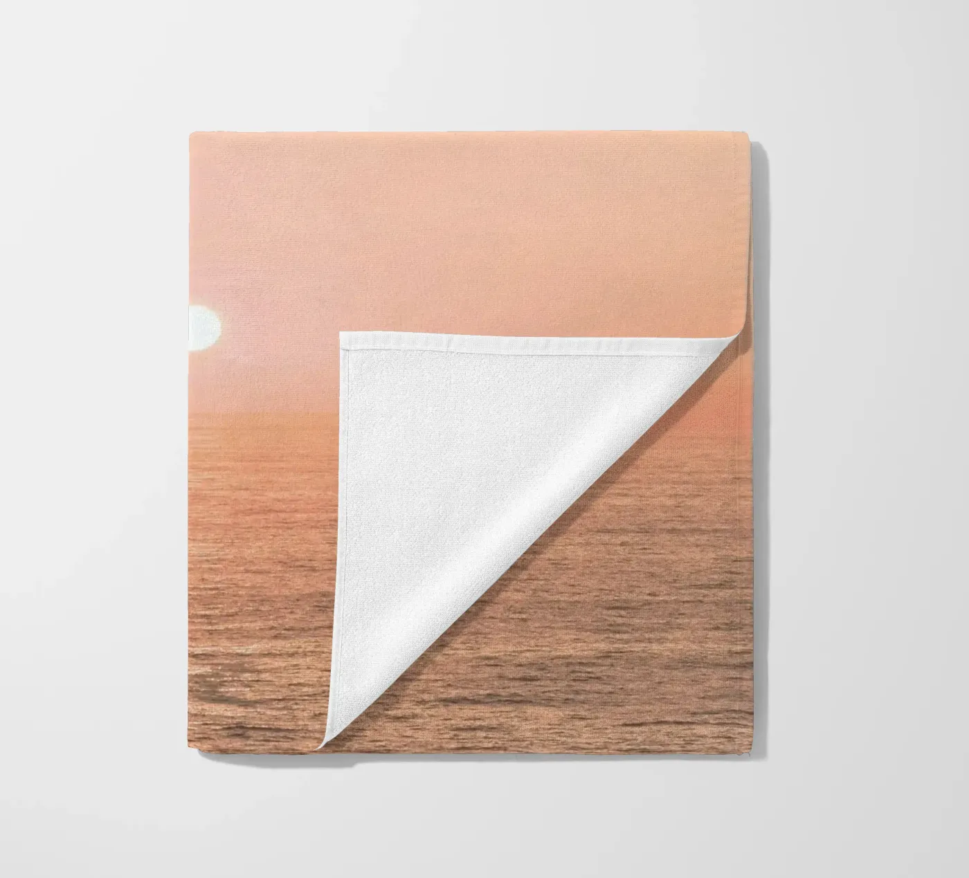 tranquil waves strandhanddoek van twillight
