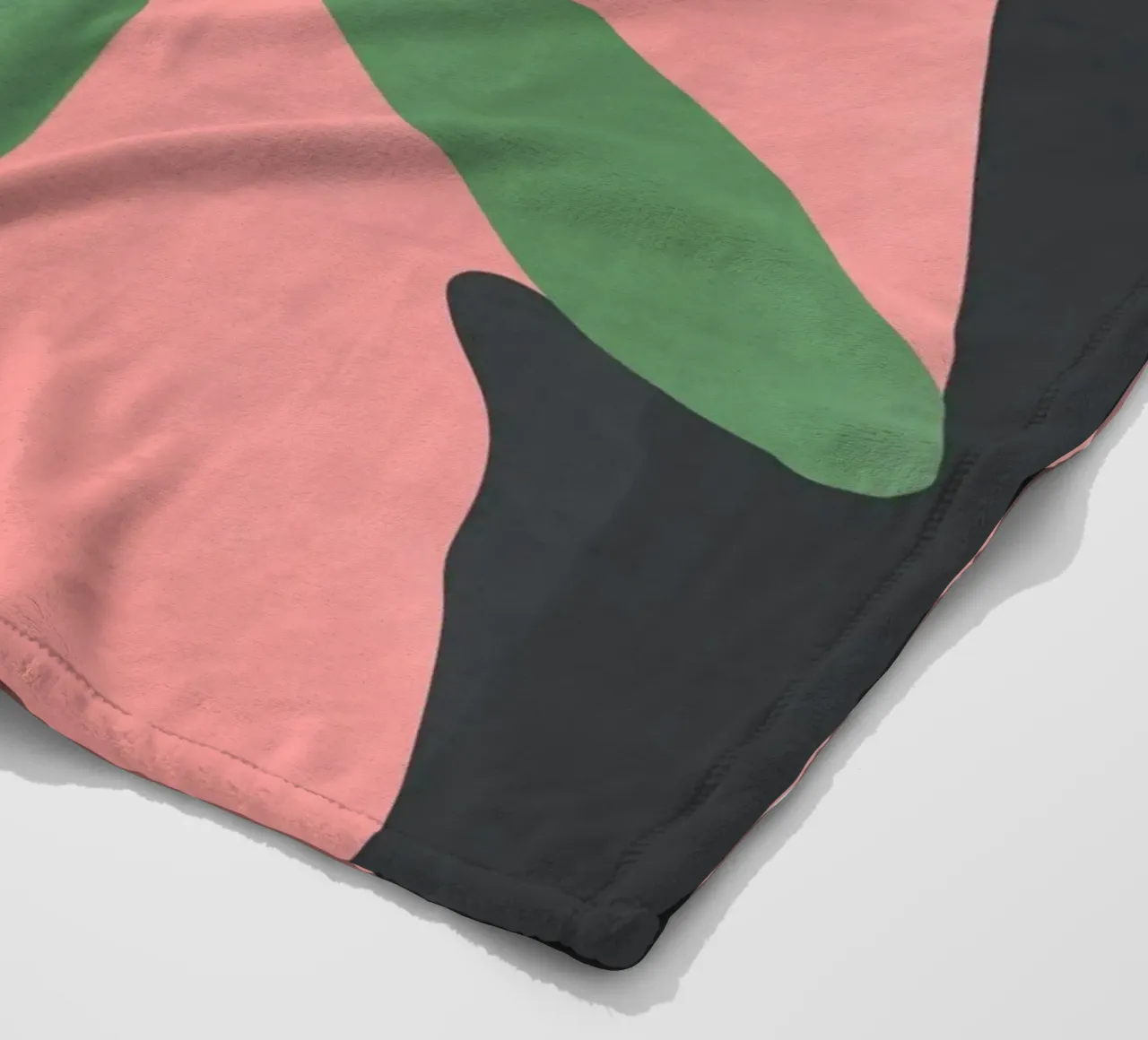 Minimal figure 04 coperta in pile da Little Dean