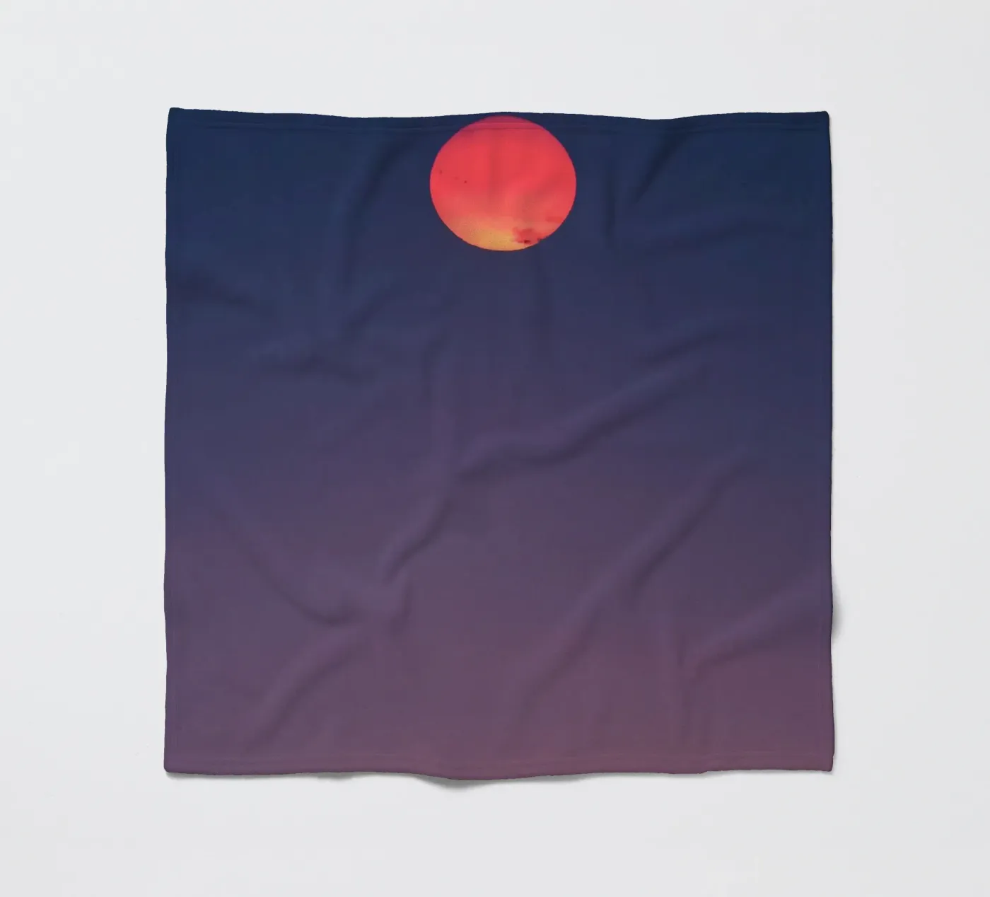 tranquility space Fleecedecke von twillight