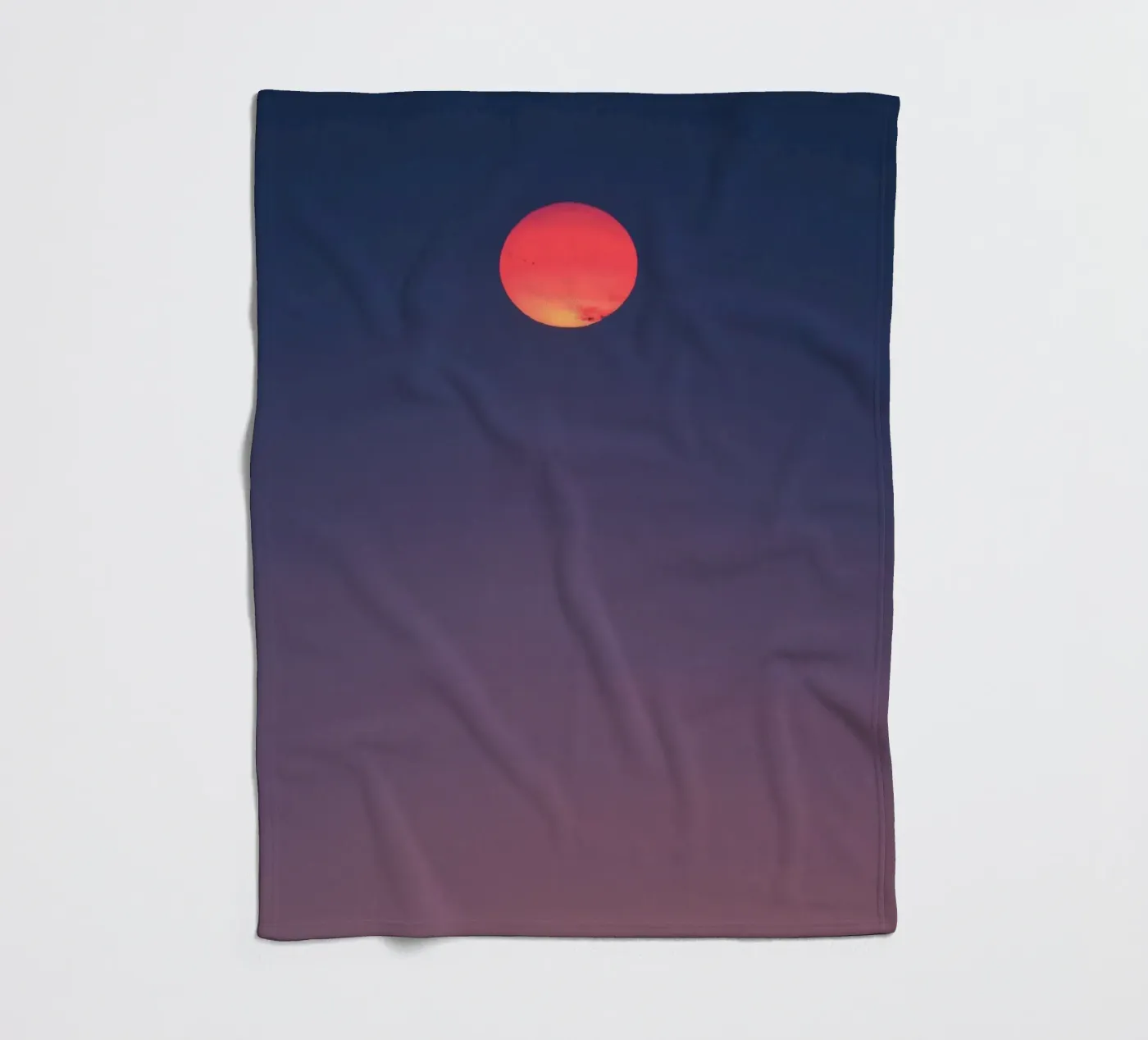 tranquility space Fleecedecke von twillight