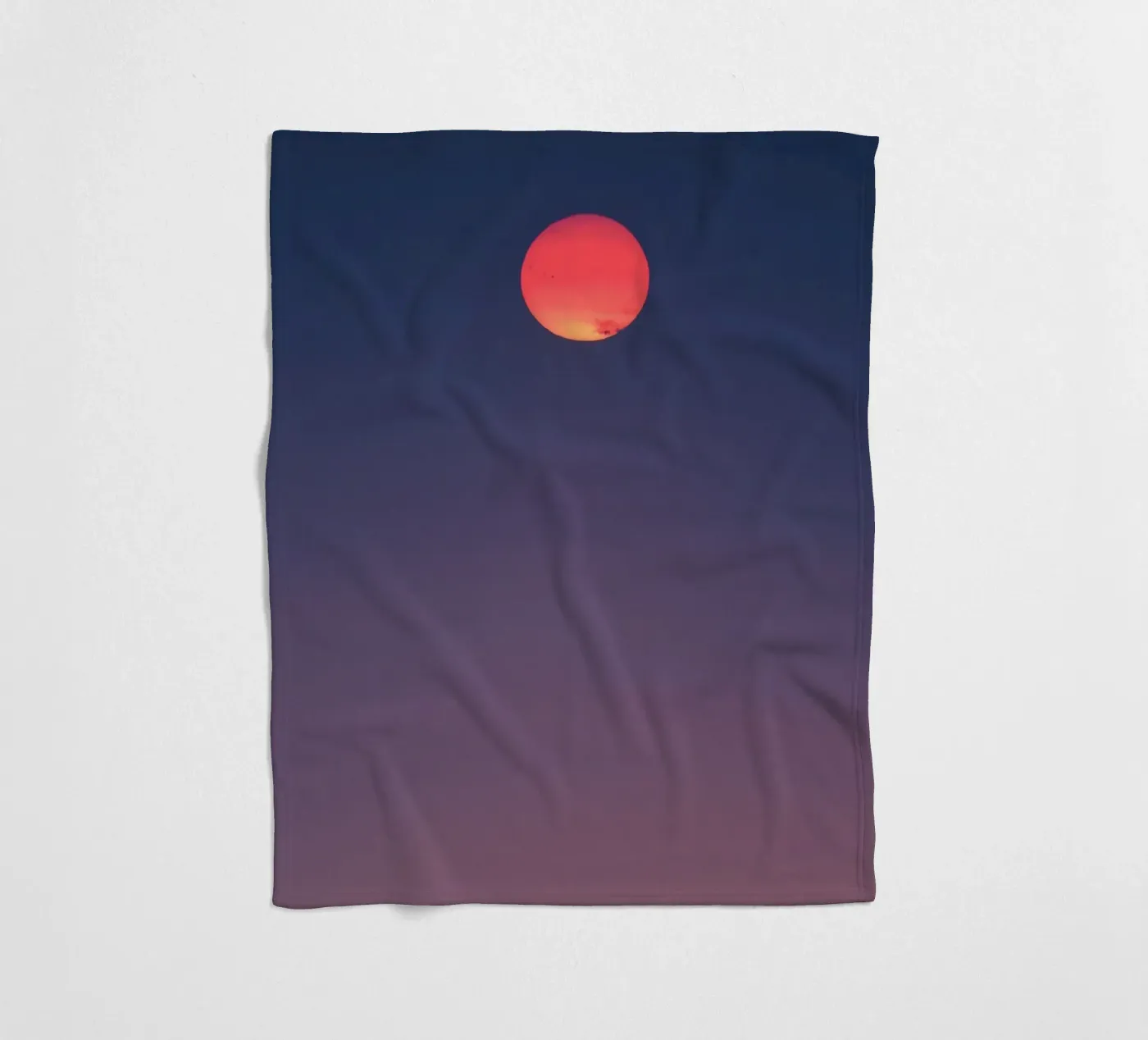 tranquility space Fleecedecke von twillight