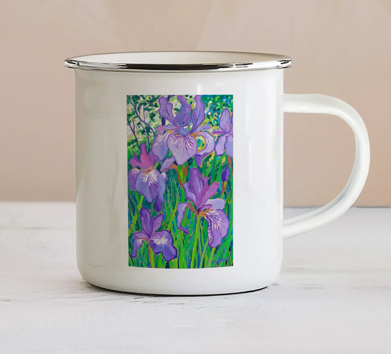 Iris danzanti alla luce della primavera tazza in smalto da ValerieArt