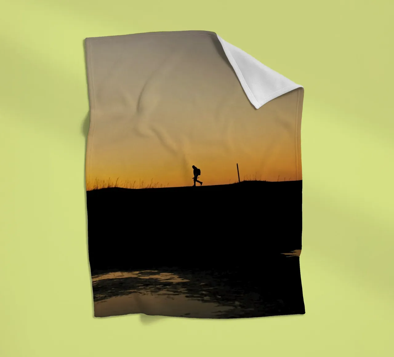 Sonnenuntergangshimmel Fleecedecke von Earthly Visions