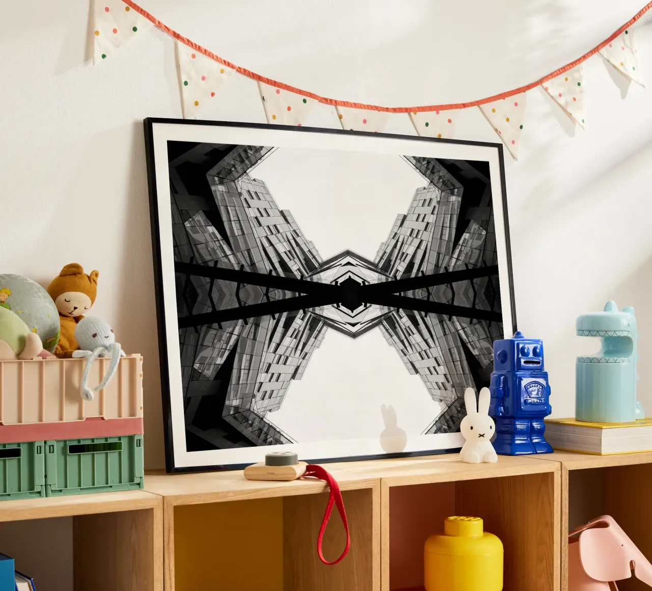 architettura di simmetria poster con telaio in plastica da Earthly Visions