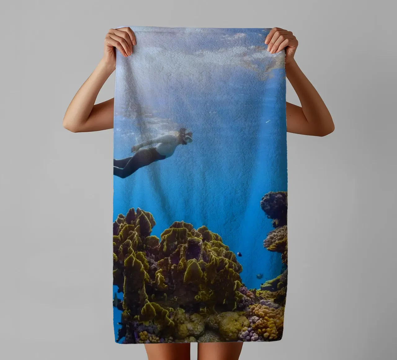 subacqueo sott'acqua asciugamano da bagno da Earthly Visions