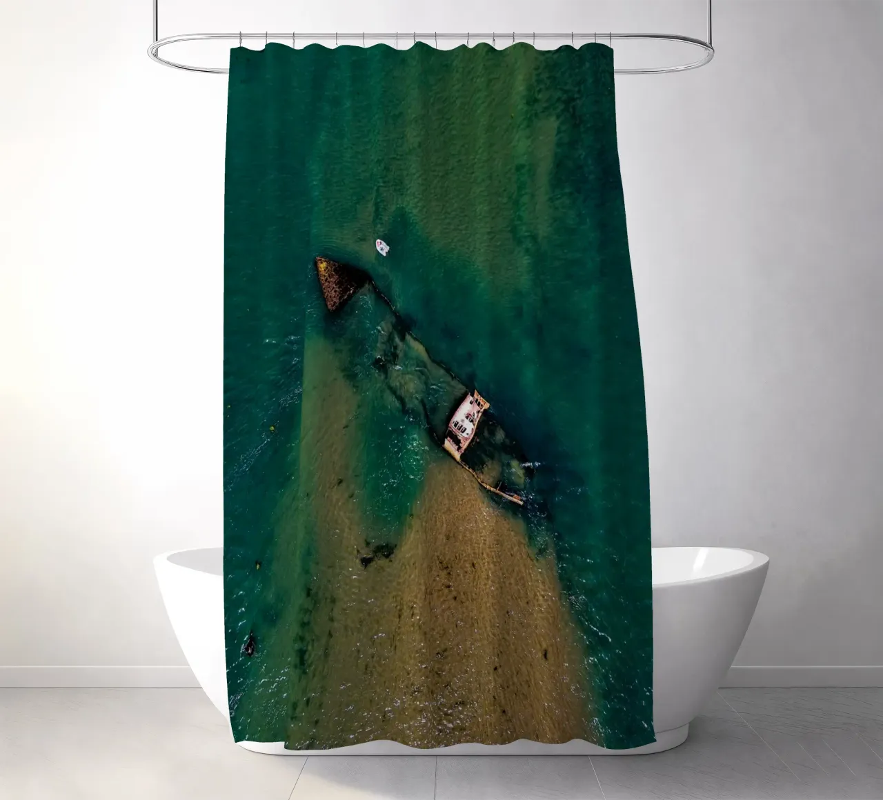 naufragio mare tenda da doccia da Earthly Visions