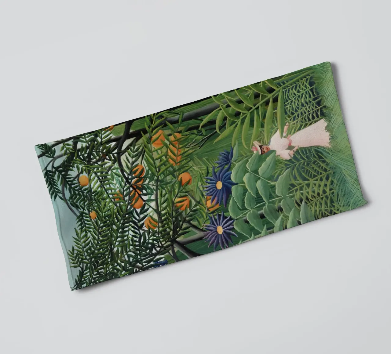 Donna che cammina in una foresta esotica Henri Rousseau asciugamano da bagno da Art History