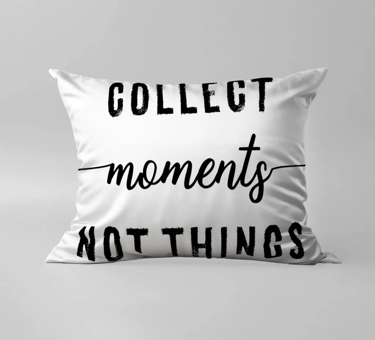 TEXT ART Collect moments not things cuscino da Melanie Viola