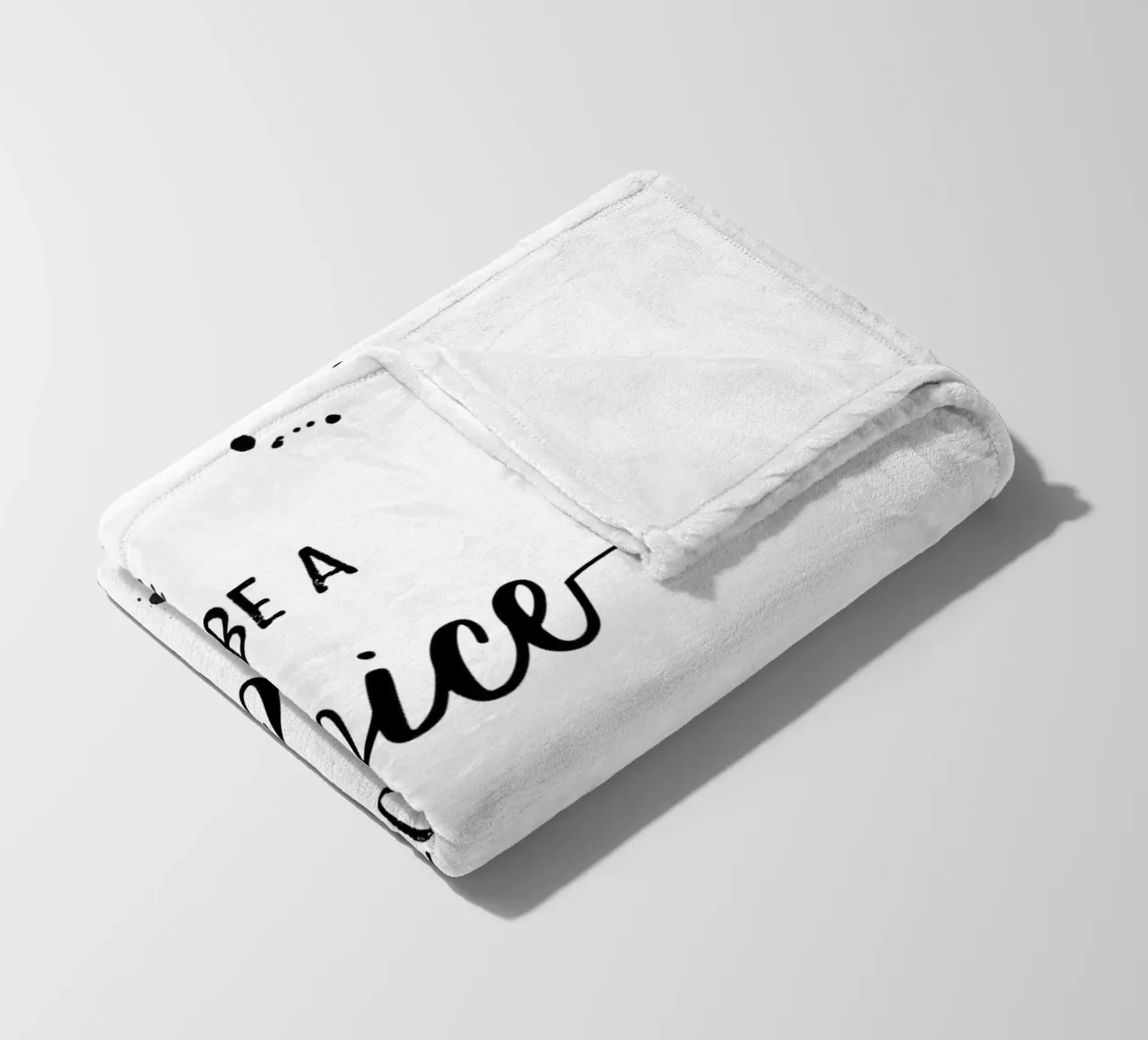 TEXT ART Be a voice not an echo coperta in pile da Melanie Viola