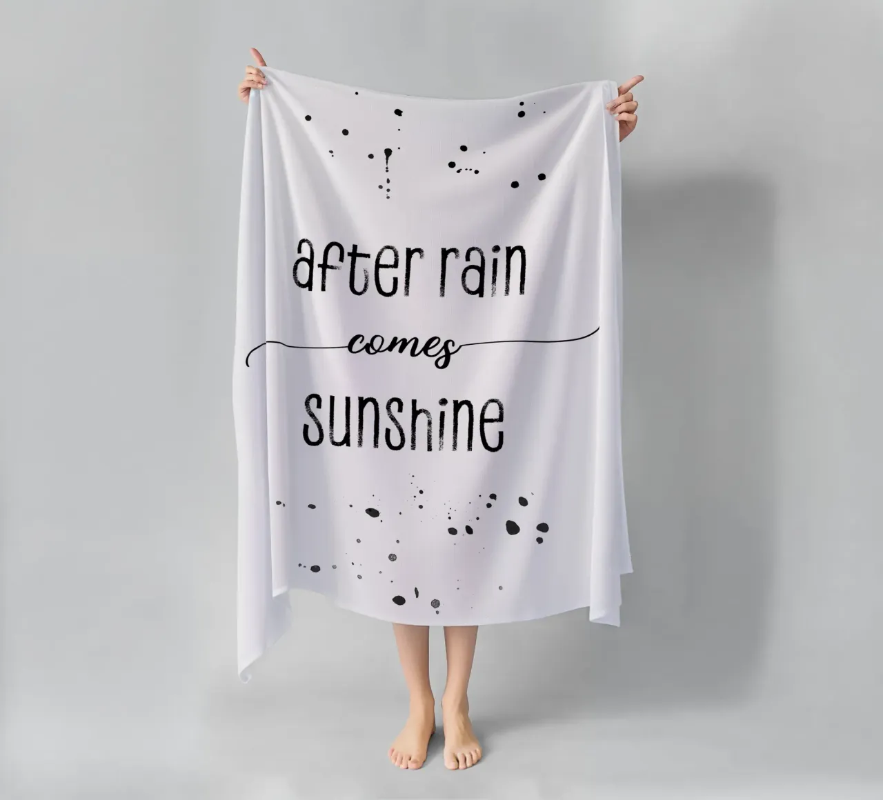 TEXT ART After rain comes sunshine telo mare da Melanie Viola