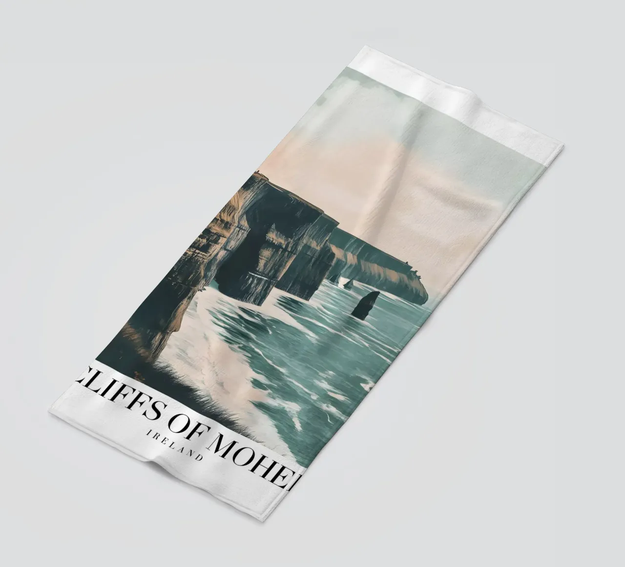 Cliffs of Moher Ierland - Kunstdruk van kustlandschap strandhanddoek van homdeco