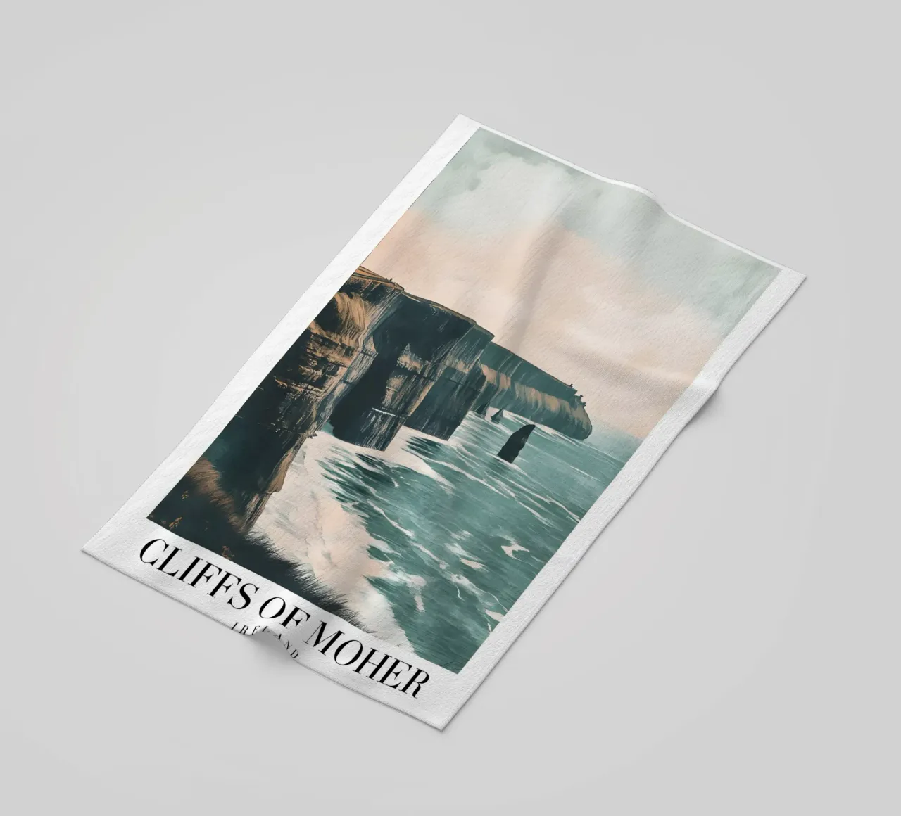 Cliffs of Moher Ierland - Kunstdruk van kustlandschap strandhanddoek van homdeco
