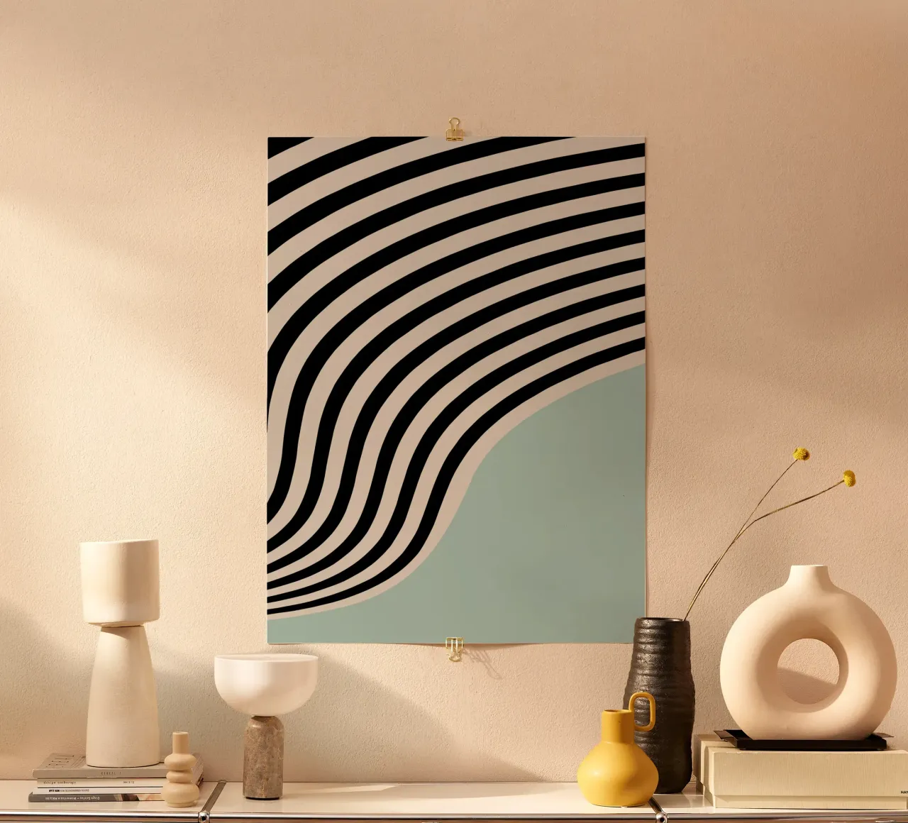 Linee ondulate Bauhaus - Nero Menta Moderno poster con telaio in legno da Studio Vibe